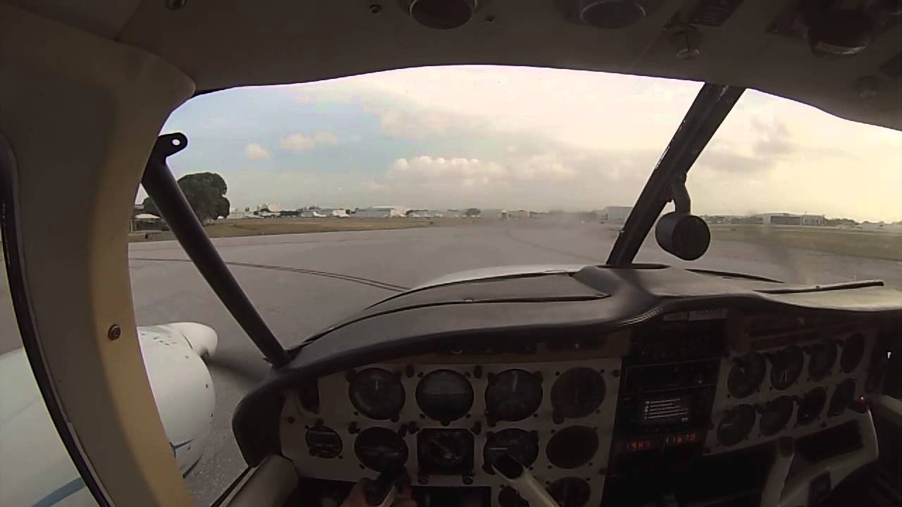Piper Aztec PA-23 hot start and taxi. Pilot's eyes with GoPro Hero 3.