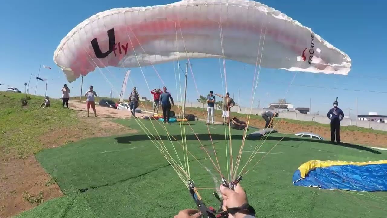 Encontro entre pilotos, pouso na mosca .