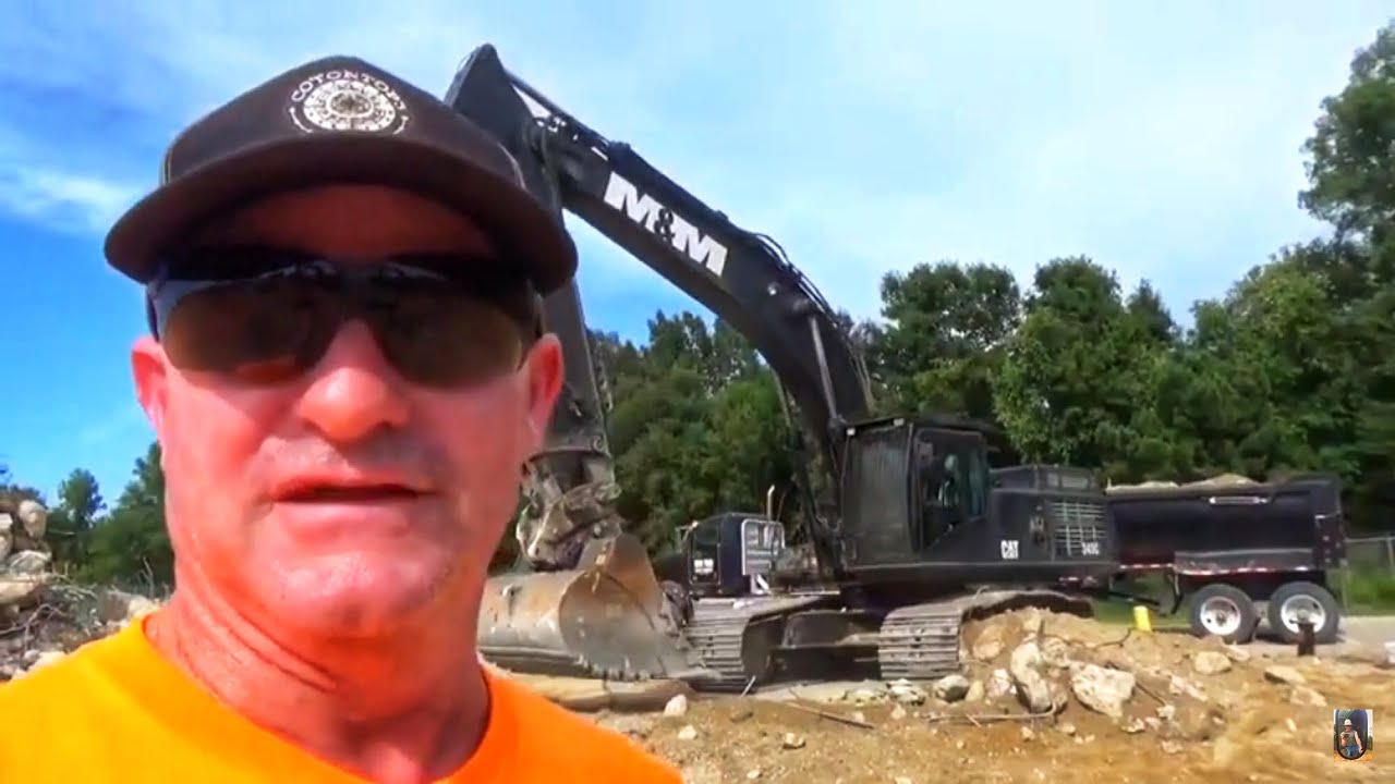 Caterpillar 345 excavator BLACKED out!