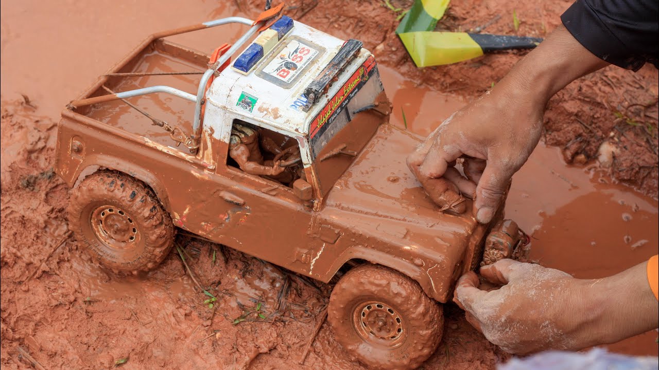 Jeep 4x4 Offroad Lumpuran Extreme, Banjarbaru Part 2/2 | 1/10 Scale RC Adventure Indonesia