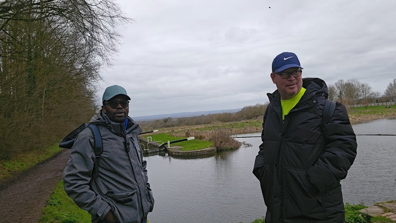 Caen Hill Locks| Amazing views| Good conversations| Good food.