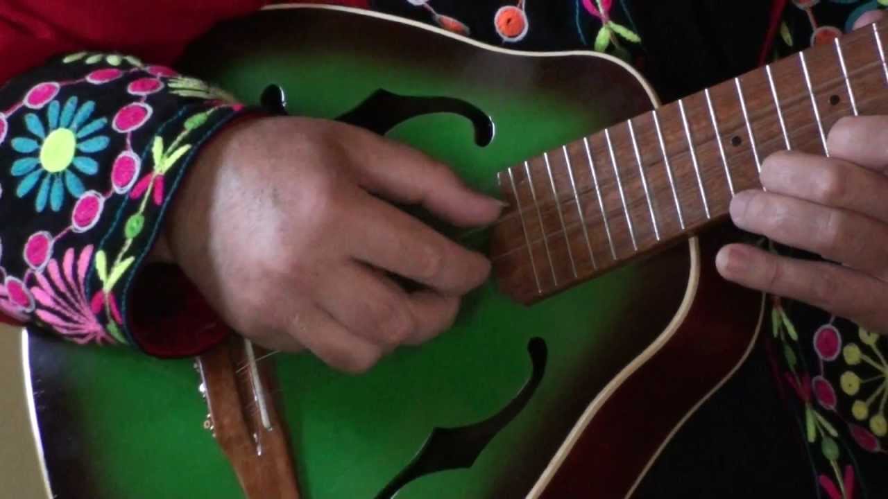 Bandurria y Canto - Huayno Cusqueño (Sirenitay)