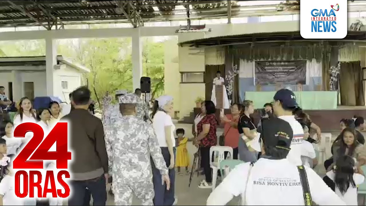 Sen. Hontiveros at PCG spokesperson Tarriela, bumisita sa Pag-asa Island | 24 Oras