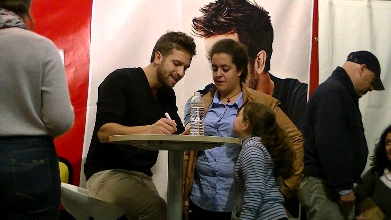 2012 - Firma de Discos de Pablo Alboran en Media Markt Alcala de Guadaira (Parte 10 - Ultima)