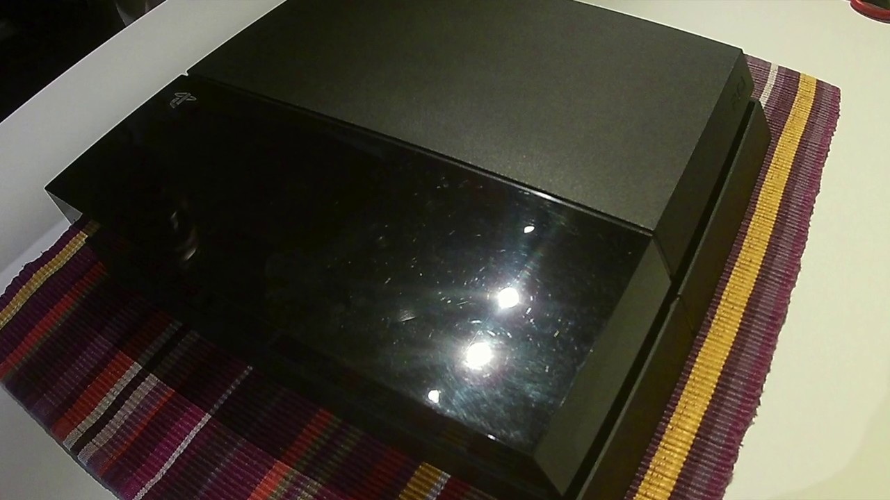 PS4 pulizia e sostituzione pasta termica