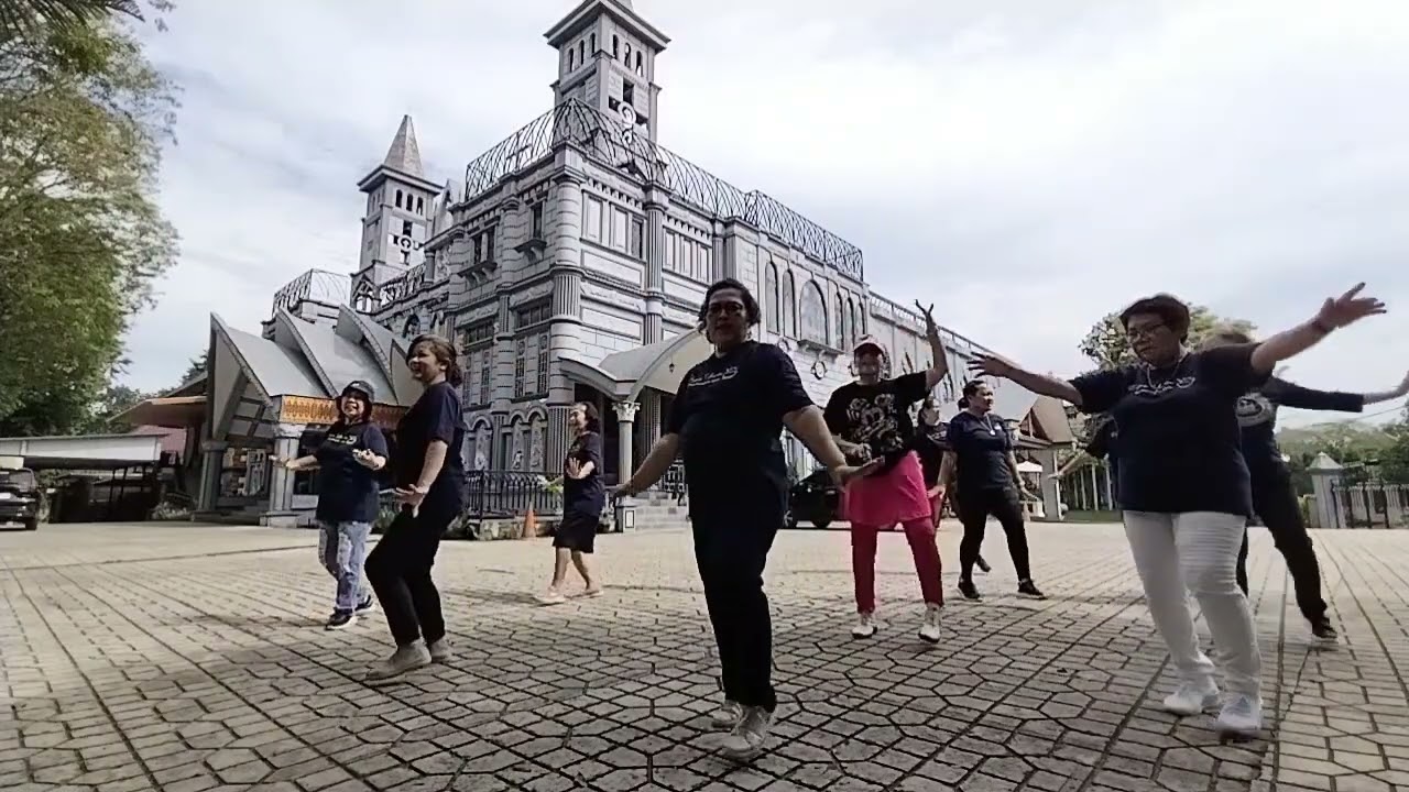 ISO ORA ISO,KUDU ISO-line dance / choreo by Vincentius Saptono (INA)