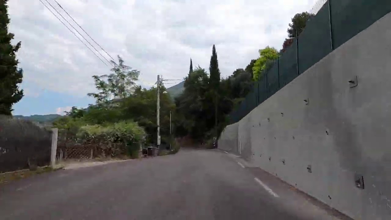 France Road Falicon Colomars / France Alpes maritimes Moyen pays Route Falicon Colomars Gopro