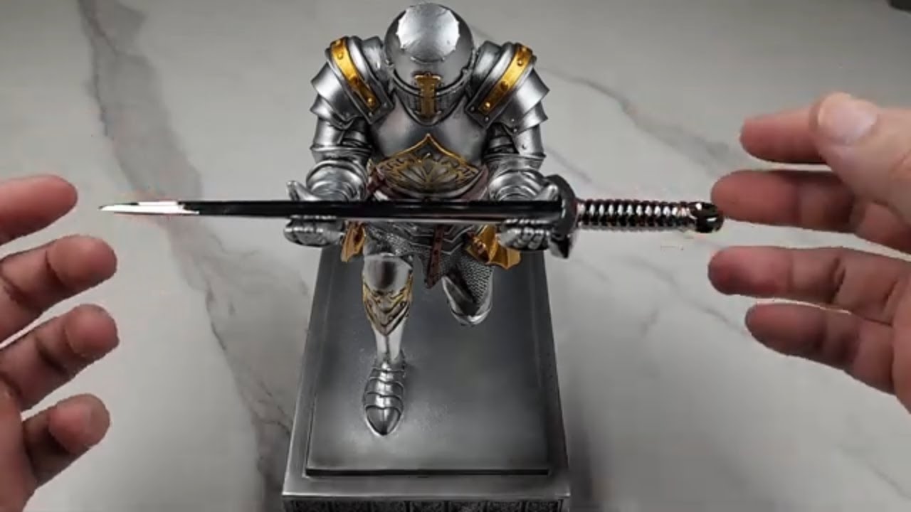 Templar Vanguard Pen Holder Review: The ULTIMATE Desk Accessory for Medieval Enthusiasts!
