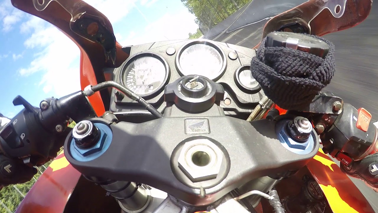 Omrra track day John cbr600f3
