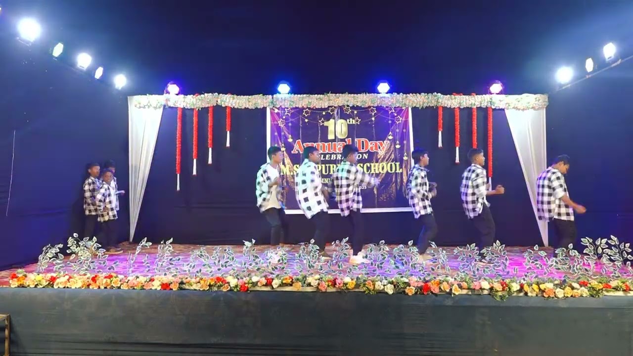 BOYS DANCE