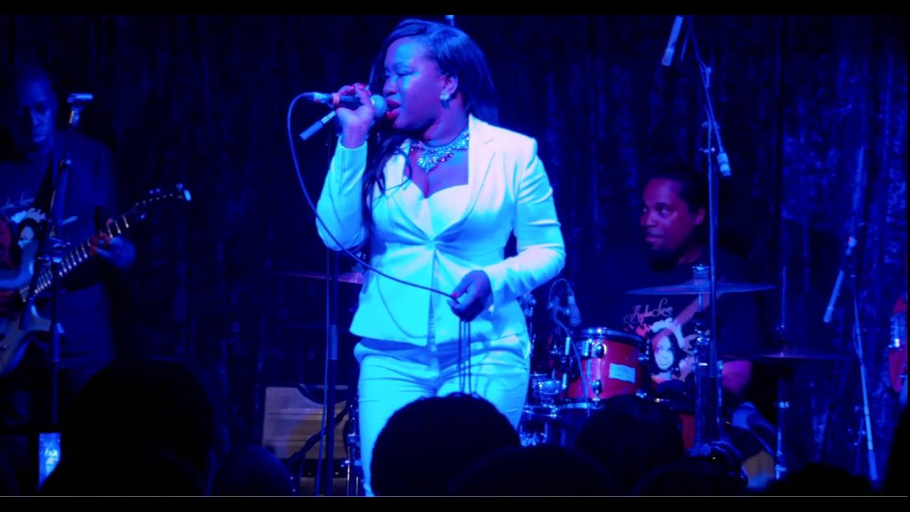 Aysha Loren - You Make Me Say Oooh - LIVE @ Jazz Cafe 18/06/15