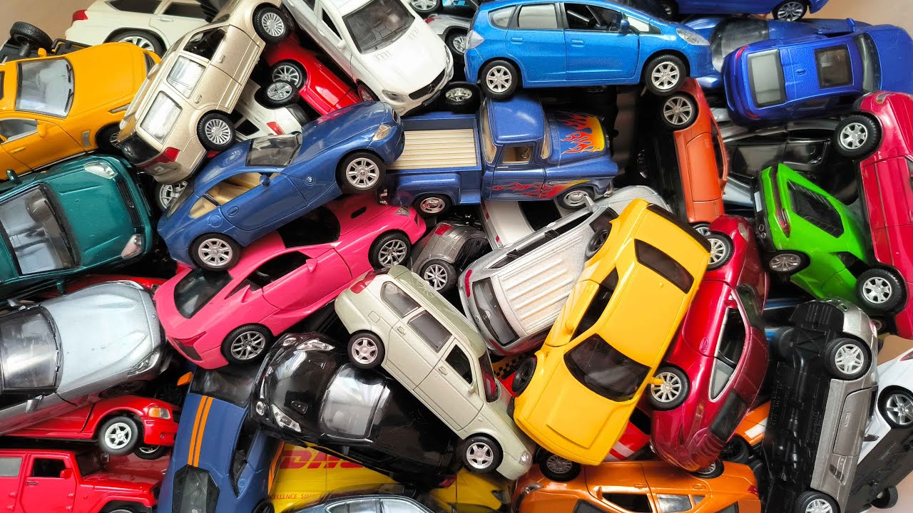 Large Number of Model Cars From a Big Box: BMW, Audi, Mercedes-Benz, Skoda, Lexus, Lada and etc.
