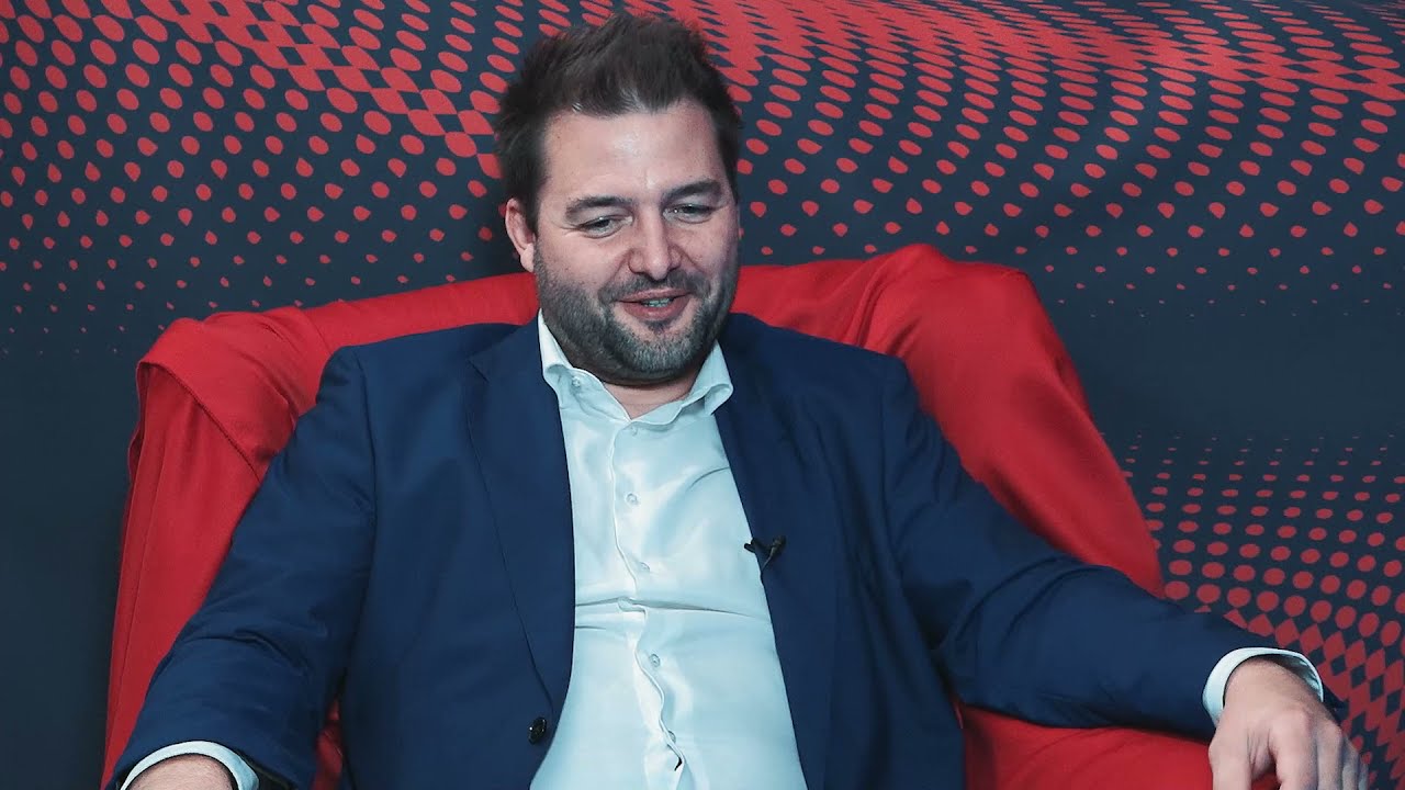 UŠÁK 184   Tomáš Kafka