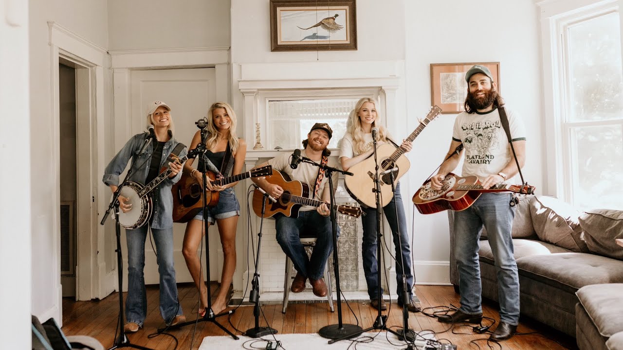 Colby Acuff - How Do I Feel Alive ft. The Castellows (Acoustic)