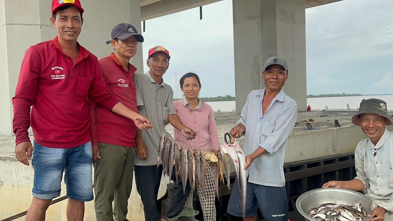 Cầu Đại Ngãi 2 . Trúng mánh bể tay nữa rồi . Cá nuướng Sa Tế lai rai cùng Chú Bình VXĐ 998 