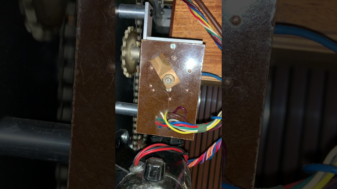 Mellotron Mk II synchronized switch