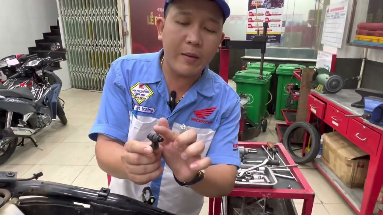 Cách tự Vệ sinh kim phun xe tay ga tại nhà