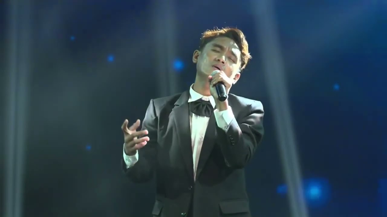 Ephraim Kyaw Oo -You raise me up(Myanmar Star Final first round peformance)