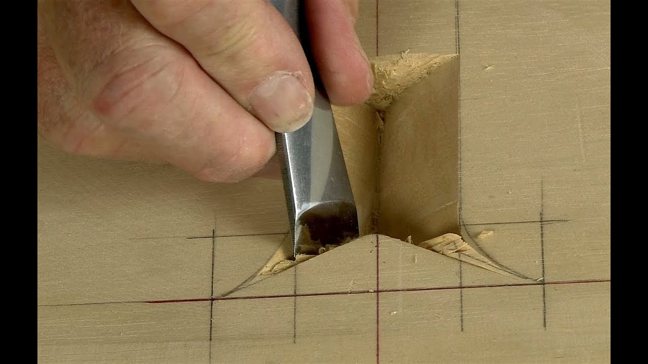 How to Carve A-Z Bookends - 2 Serifs Close Up