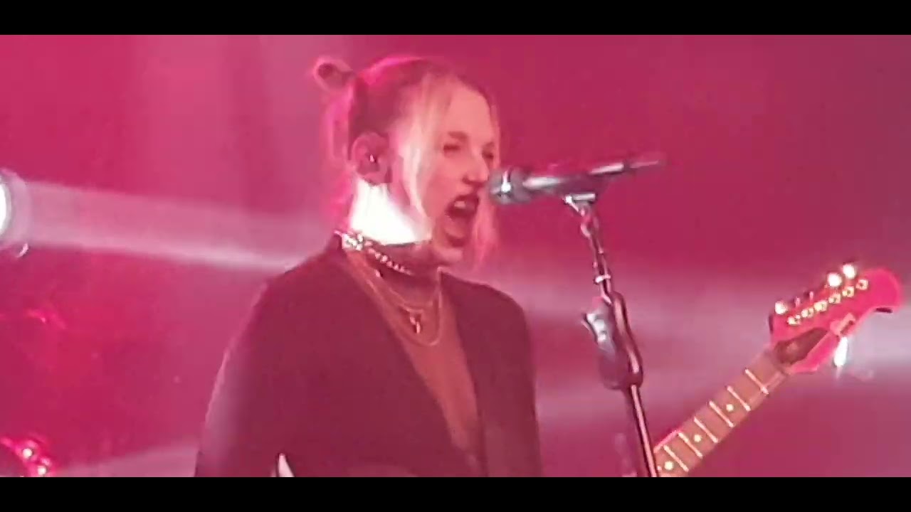 Halestorm - Back From The Dead (Barrowlands, Glasgow 2022)