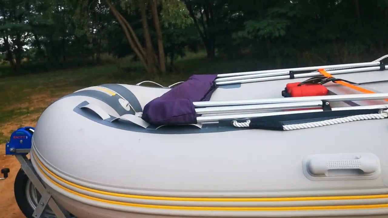 Transport pontonu Cavo Marine na przyczepie Miro Car