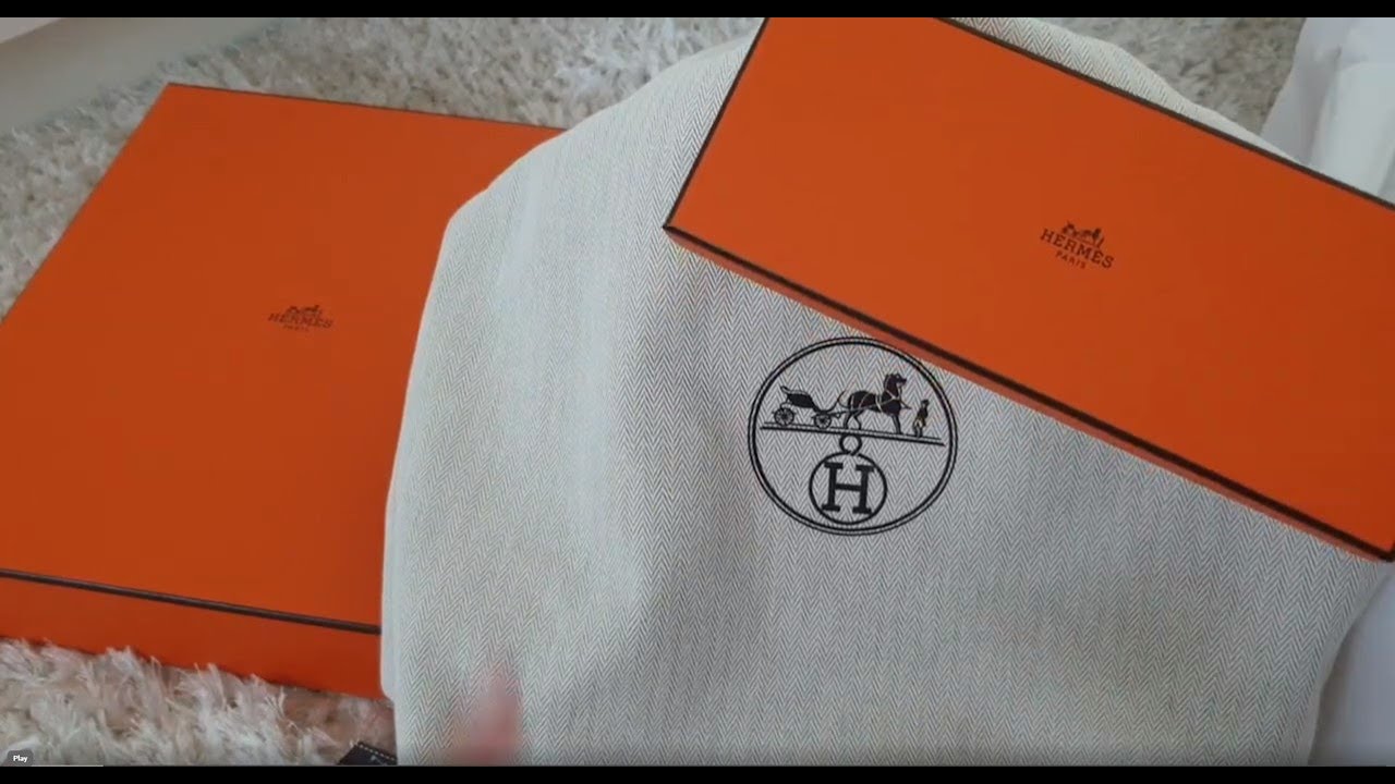 Tying my Hermes Rodeo onto Birkin