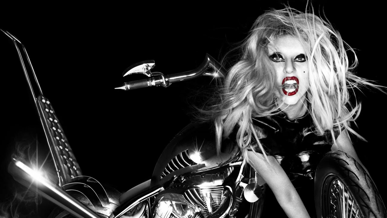 Lady Gaga - Earthquake (BTW Edition)