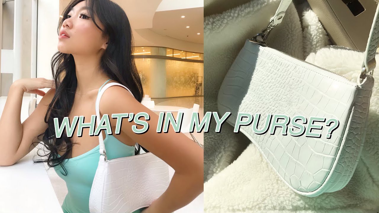 WHAT’S IN SANDY’S PURSE?♡