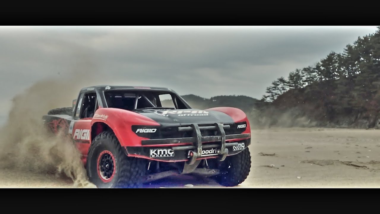 Traxxas Unlimited Desert Racer UDR Beach Run_#