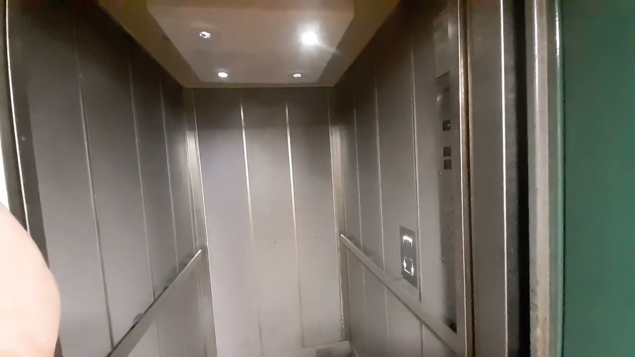 497.Otis elevator, passage parking, Annecy, France
