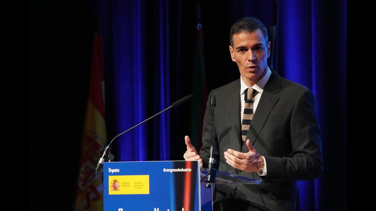 Tertulia La Trinchera. Censurar las redes y papeles para todos
