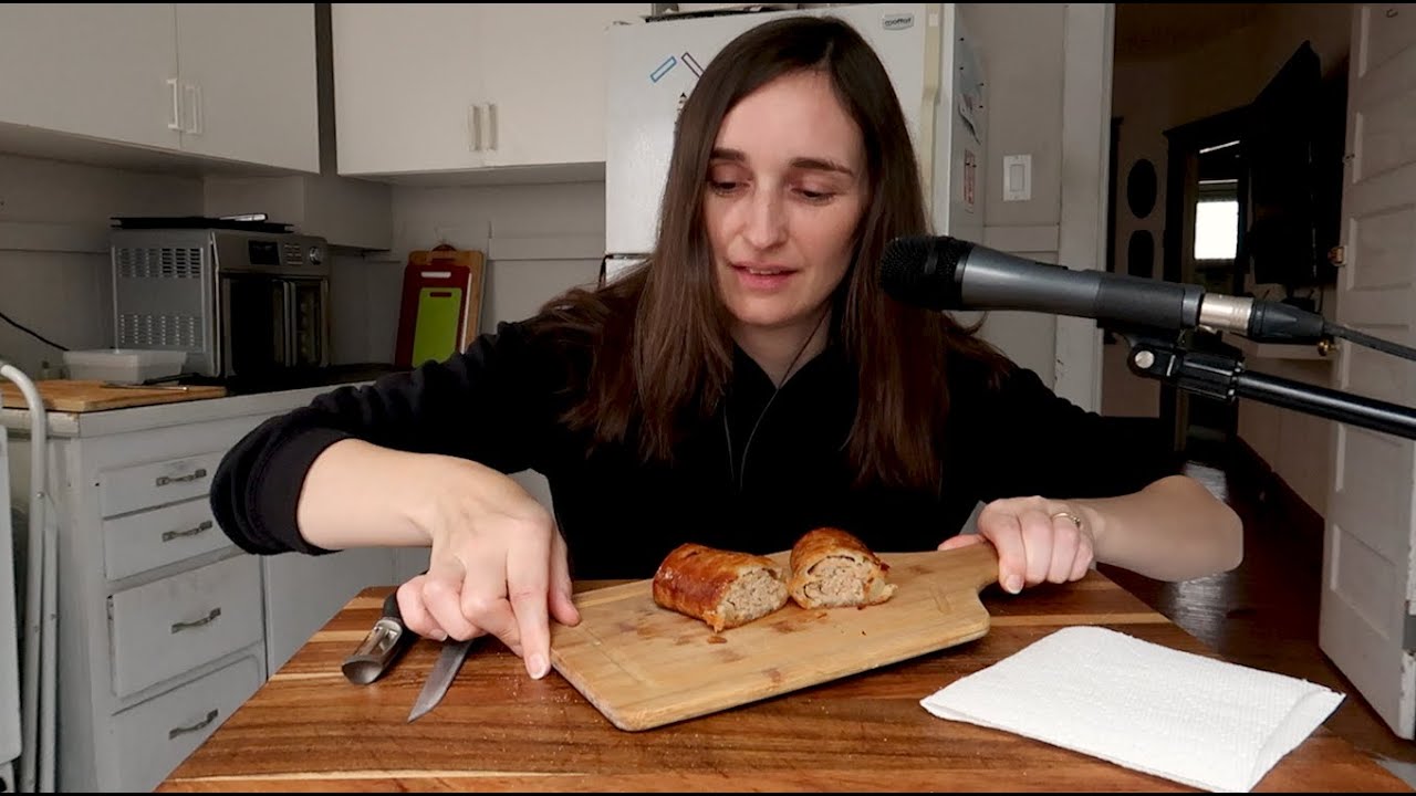 Eating a Sausage roll & Unpacking some Groceries