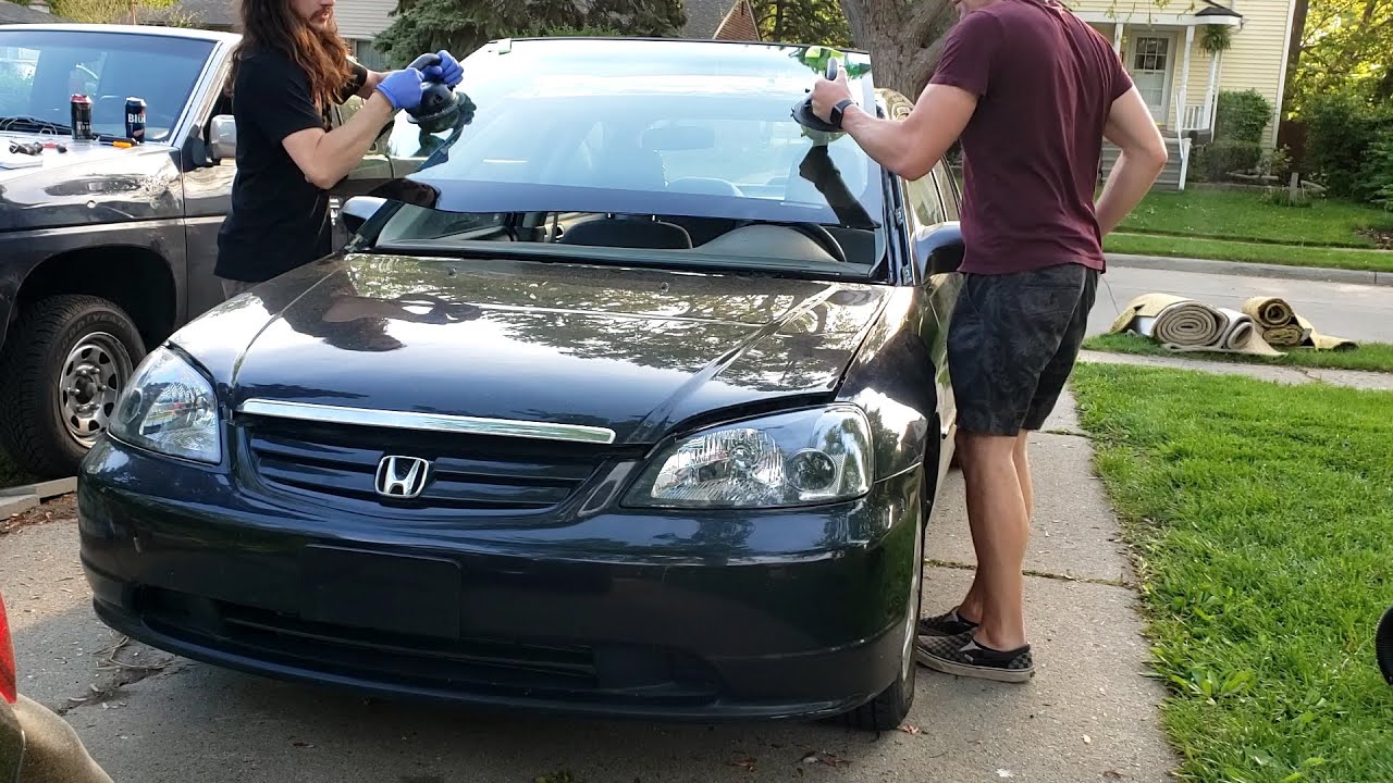 Replacing the Windshield in my 2001 Honda Civic