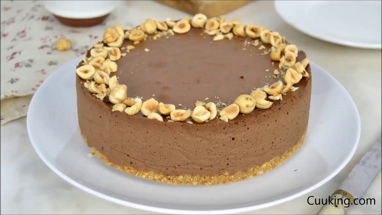 Tarta fría de chocolate con avellanas ¡Sin horno!