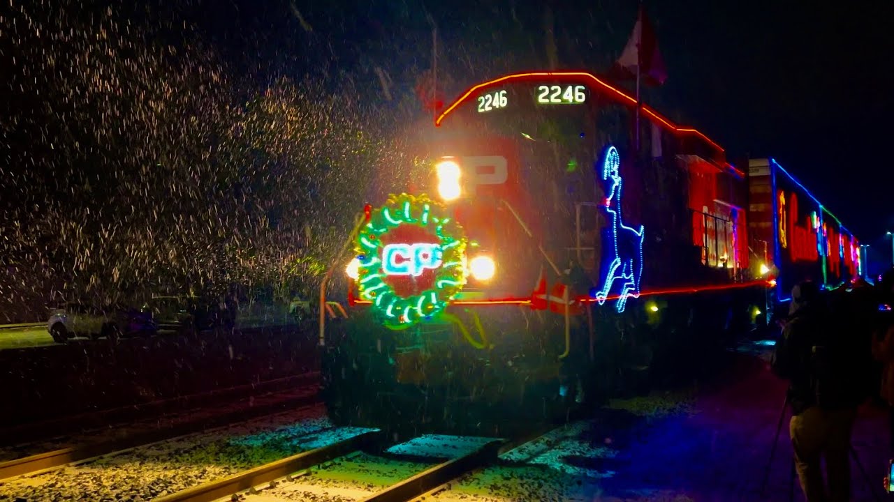 [4K] 2023 CPKC Holiday Train in Hastings, Minnesota