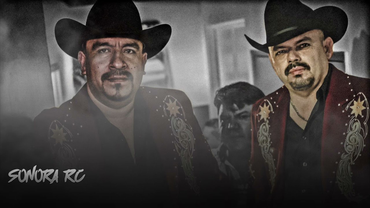 Los Canelos de Durango - El Corrido del Palomo (En Vivo)
