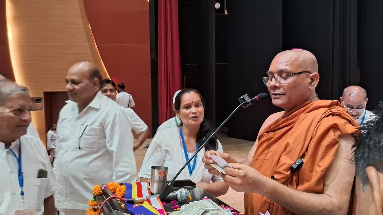 प्रत्येक बौद्ध व्यक्ति शादी बिना बैंड बाजा और बारात के करे पूज्य भंते डॉ करुणाशील राहुल जी #buddha