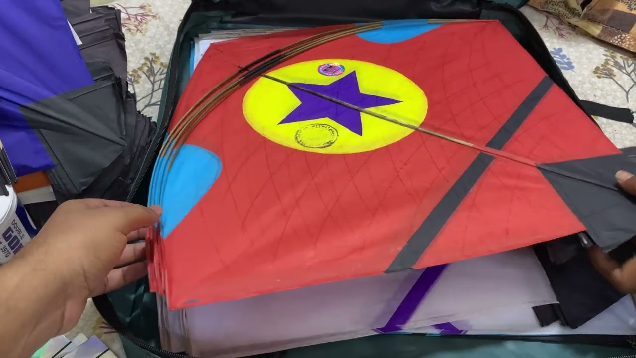 Showing off My Bareilly Kites Collection to my mamu 😍😁🪁 #patang #kite #hyderabadkites #bareillykite