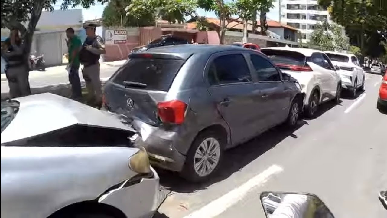Acidente tumultua o trânsito em arapiraca Alagoas 