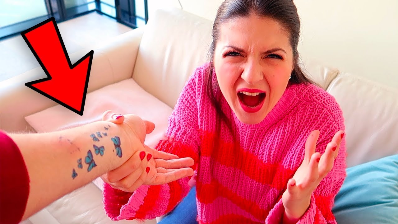 SCHERZO A SOFÌ: MI SONO FATTO UN TATUAGGIO!!