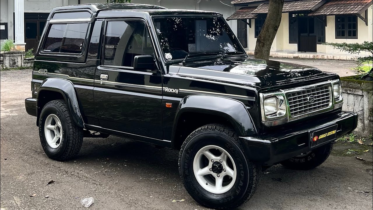 Dijual Taft Rocky 2001 4WD Diesel Istimewa boskuh