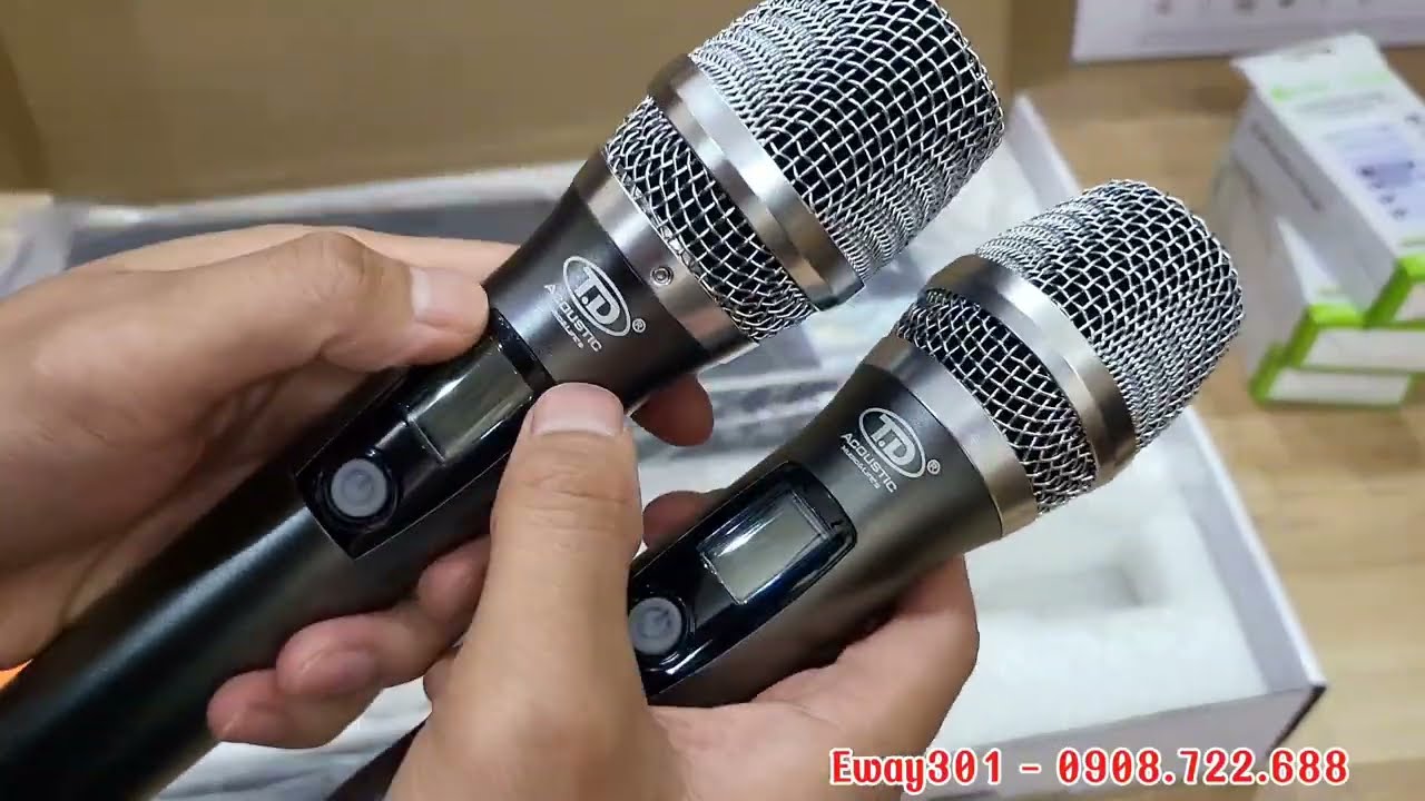 2 loại Micro không dây đáng mua cho dàn KARAOKE gia đình, báo giá trong clip
