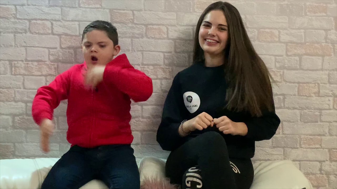 Un Poco Loco - Coco - isabella signs - Makaton/BSL