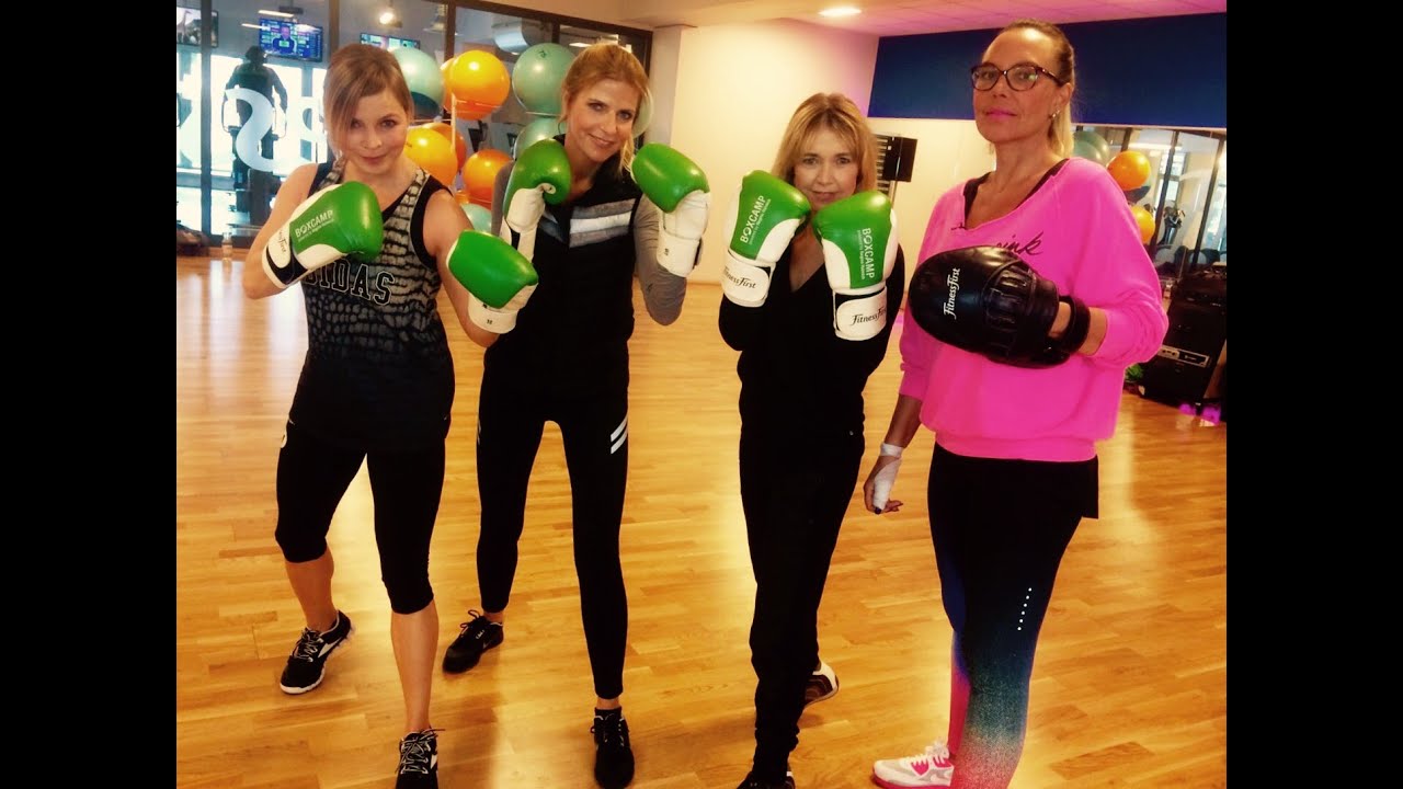 Blondes Boxtraining mit der Weltmeisterin Regina Halmich