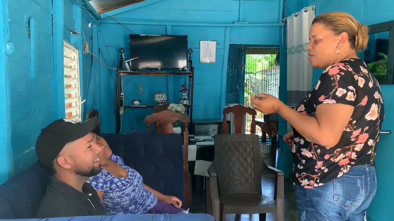 Hombre fue a conocer a su novia que conoció por las redes y la suegra resultó más chapiadora