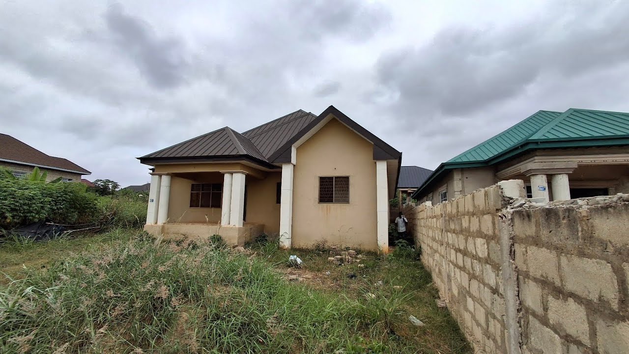 4 bedrooms house for sale at Ahenema Kokoben, KUMASI
