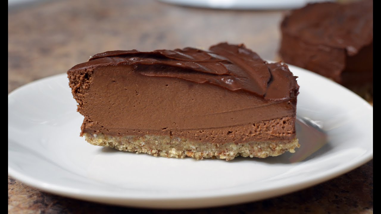 RAW VEGAN CHOCOLATE AVOCADO TART - NO Sugar NO Flour | Chocolate Cake with Avocado