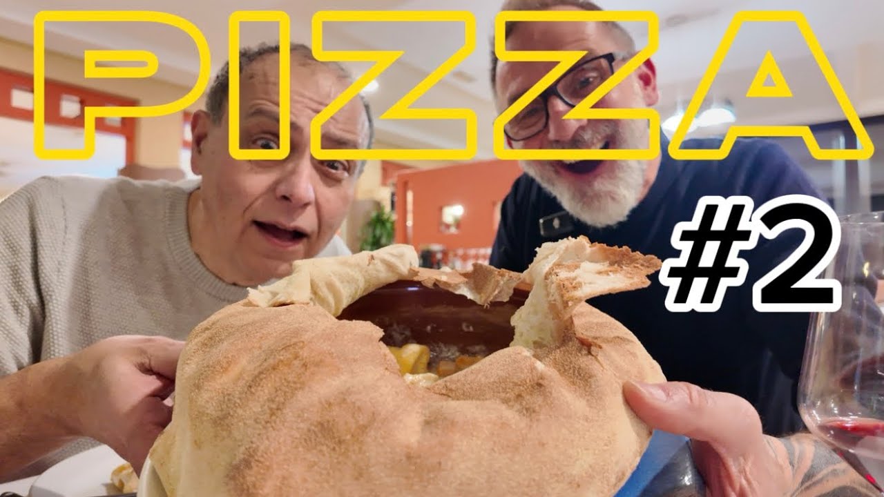 CAPPELLETTI DENTRO LA PIZZA? 😱 La follia pi&ugrave; buona della Romagna!
