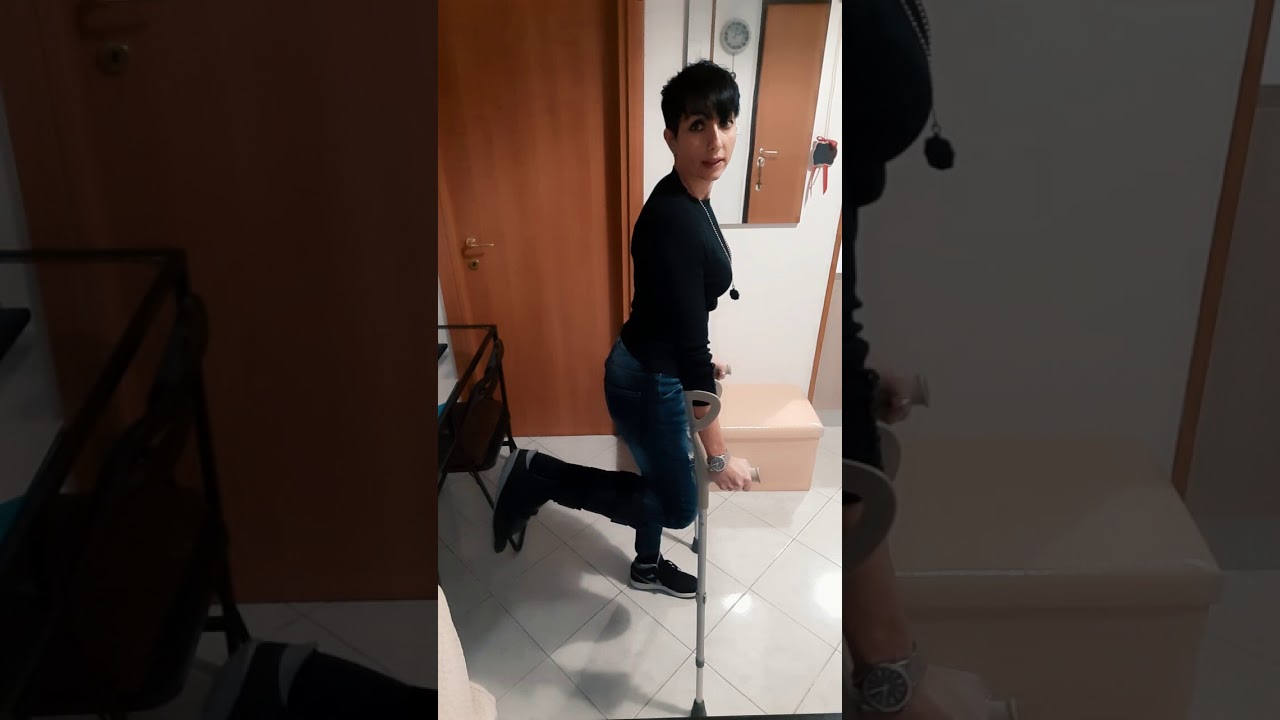 Esercizi sulle stampelle (post distorsione caviglia)