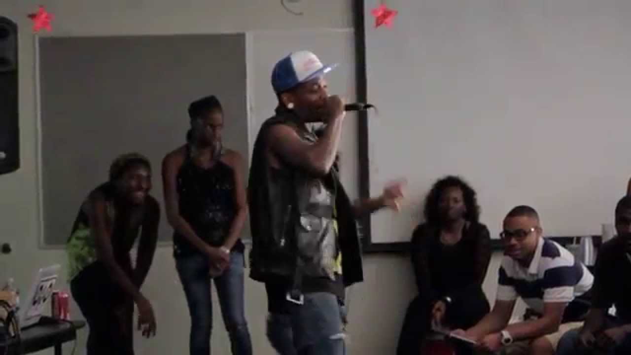 Brian Pitt interviewing  local Atlanta  musicians, at the Aia  Music Showcase 2013